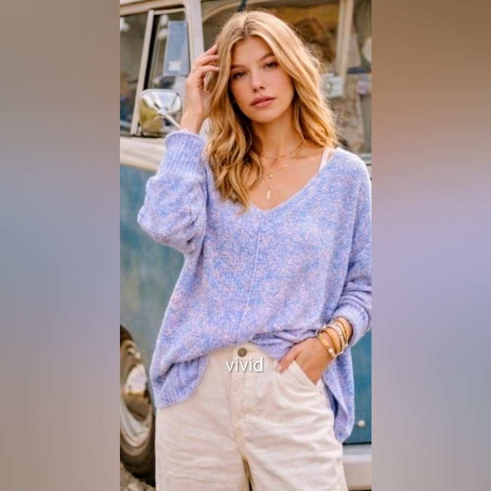 LaMiel Lightweight Oversized V-neck Sweater  Periwinkle Small/Med/Large  NWT$68